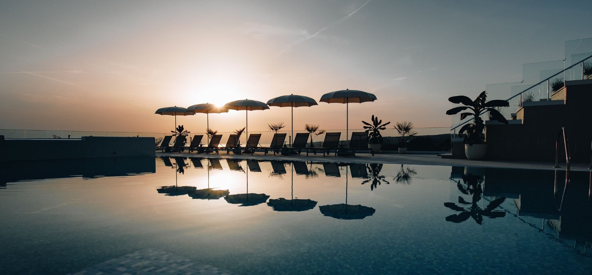 SUNSET SPA